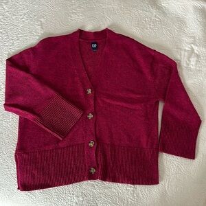 GAP split hem cardigan EUC